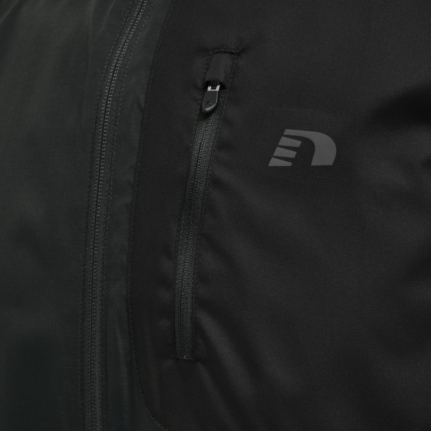 MEN GILET TECH, 2441, packshot